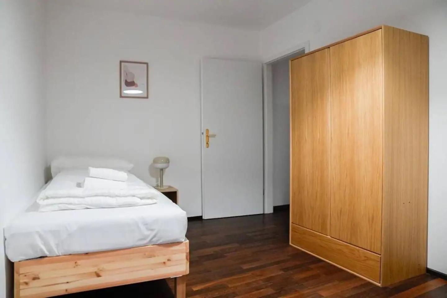 Authentic Austrian Flat In The South Of Vienna Lägenhet Modling Exteriör bild