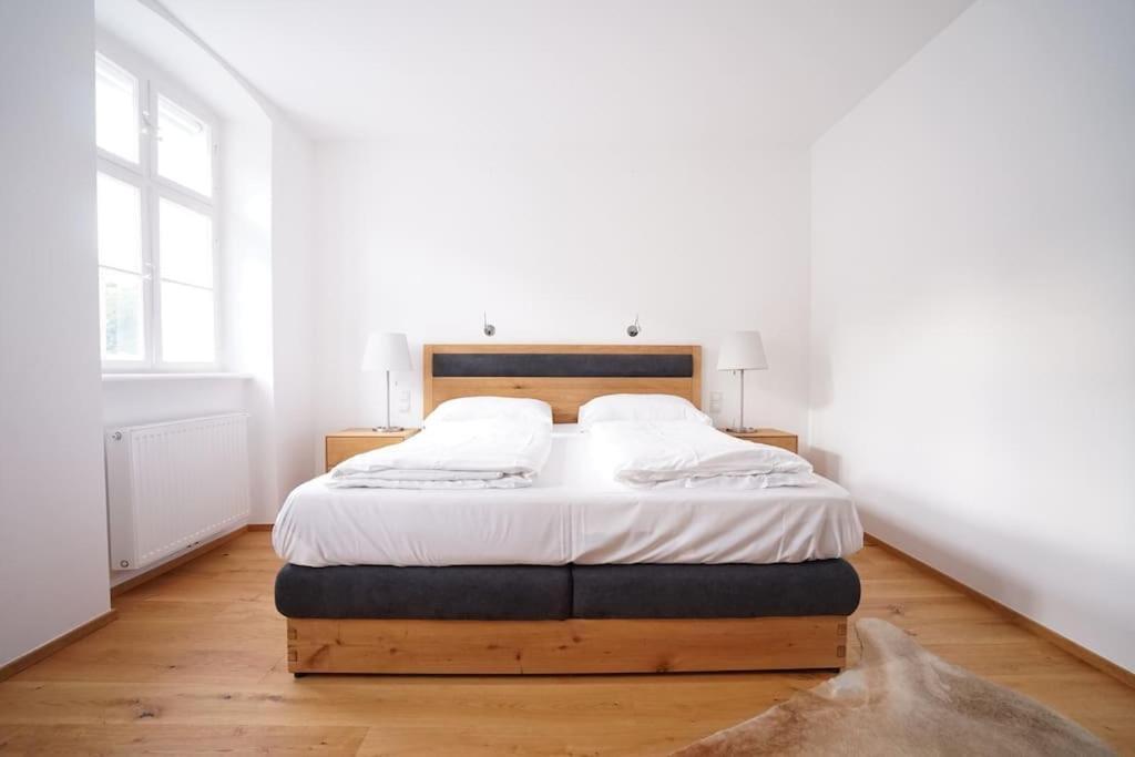 Authentic Austrian Flat In The South Of Vienna Lägenhet Modling Exteriör bild